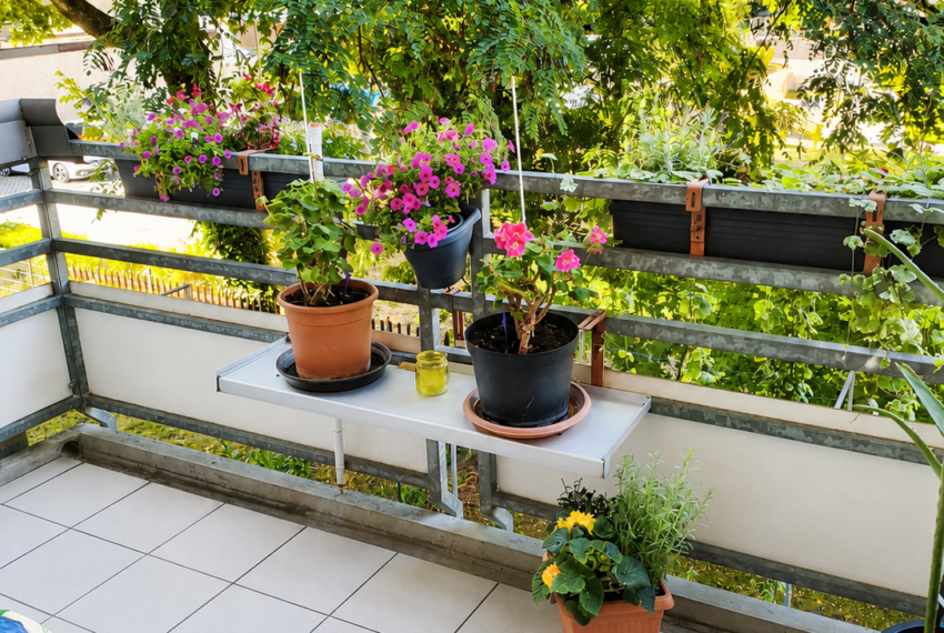 02_Balkon_hell