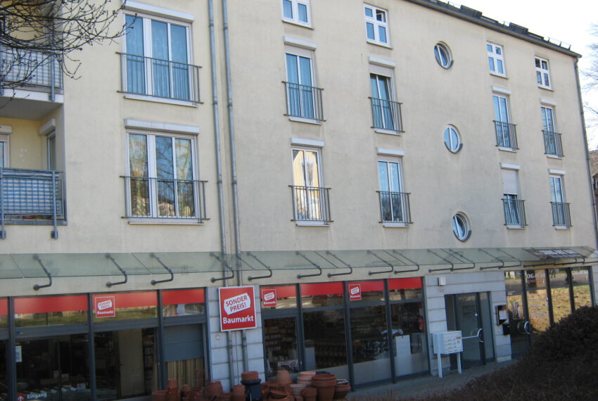 Straßenseite mehr links