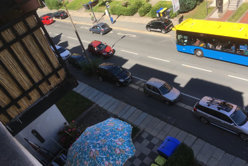Barbarossastraße 93 Blick auf die Straße