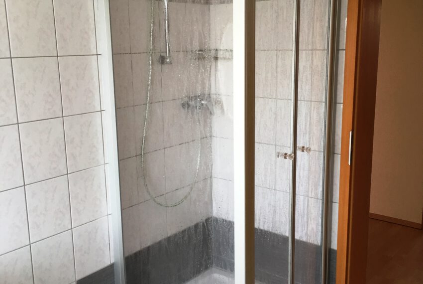 Neue Dusche