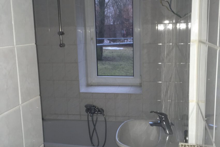 Barbarossastraße 93 EG rechts (2)