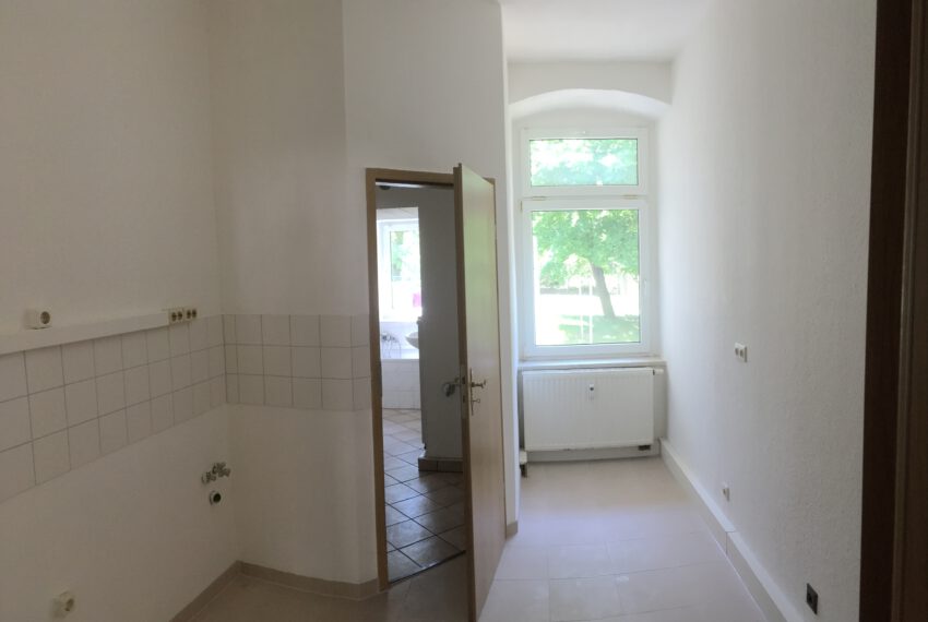 Barbarossastraße 93 Küche EG rechts