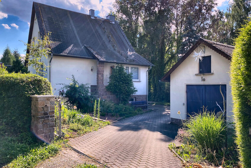 02_Haus_mit_Garage_optimiert